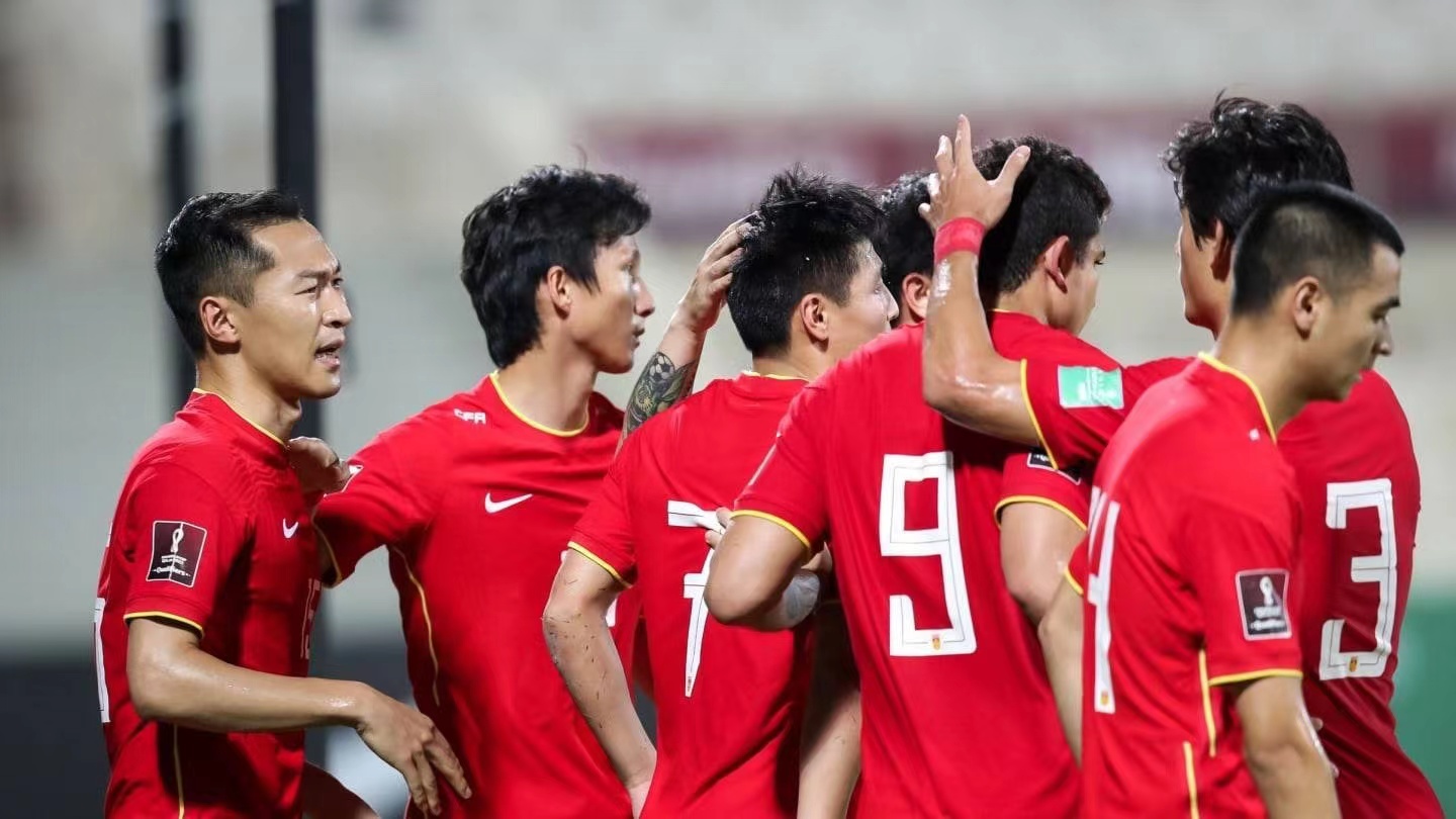 亚洲杯：中国男足“历史最差”排名，裁判组表现优秀